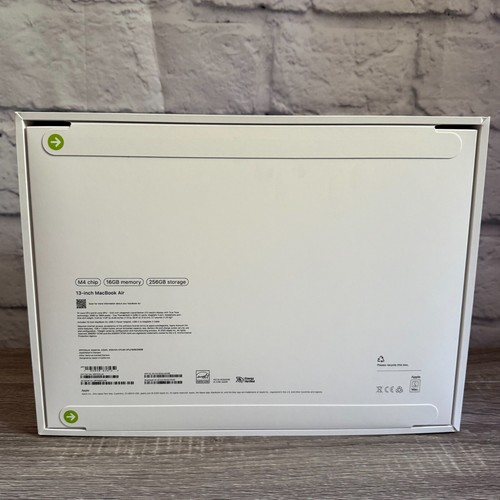 Apple MacBook Air 13-inch Laptop With M4 Chip (2025) - MSRP $999 - Picture 3 of 13