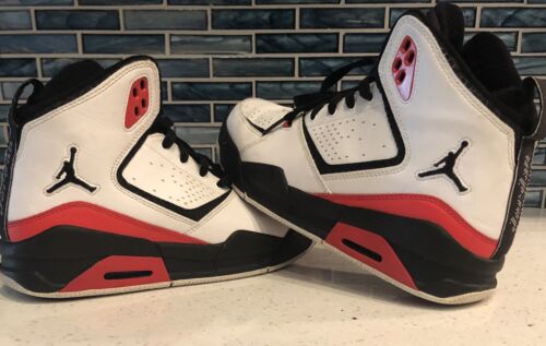 Nike Air Jordan Flight SC-2  Sneaker Black, White and Red Shoes Size 6Y - Picture 1 of 10