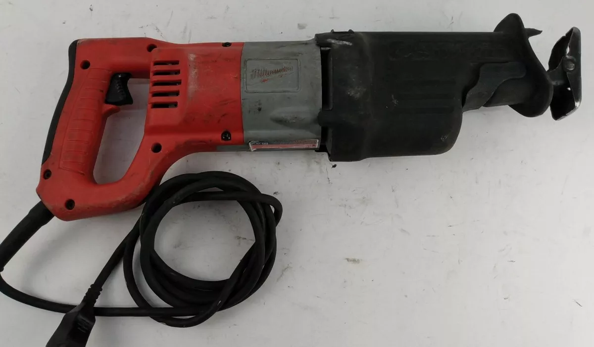 Milwaukee 6520 21 BROKEN 13 Amp SAWZALL Orbital Reciprocating Saw