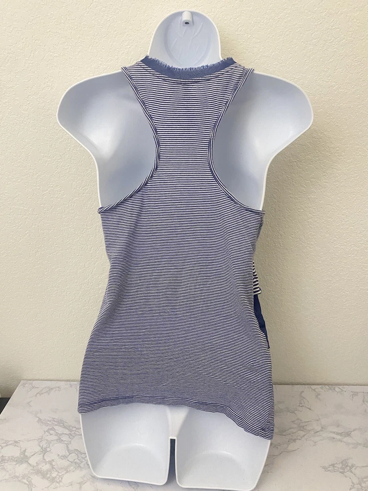 LC Lauren Conrad Old Navy Aeropostale Tokyo Darling Tops 女式 XS 批量 4 件 C1 — 第 3/4 张图片