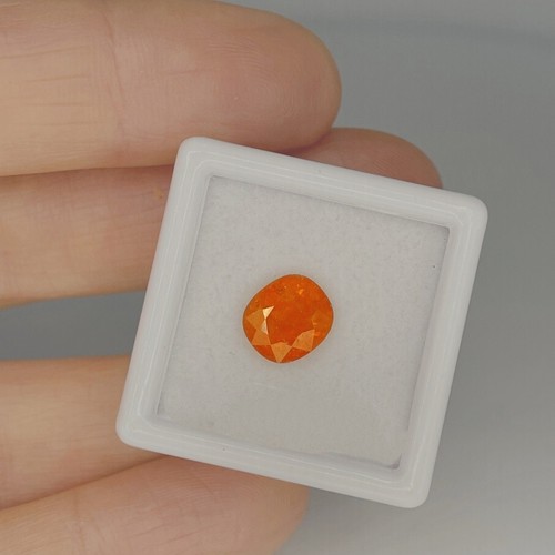 2.85ct Orange Sapphire with Gem Report Natural Unheated Orange Sapphire - Picture 2 of 8