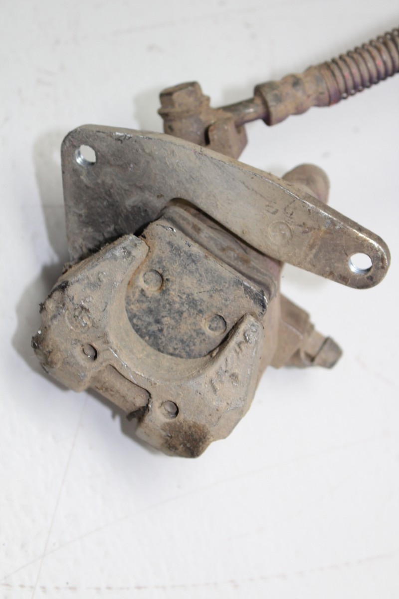 ビット 2003 SUZUKI QUADSPORT Z400 LTZ400 2X4 FRONT BRAKE CALIPER PAIR W