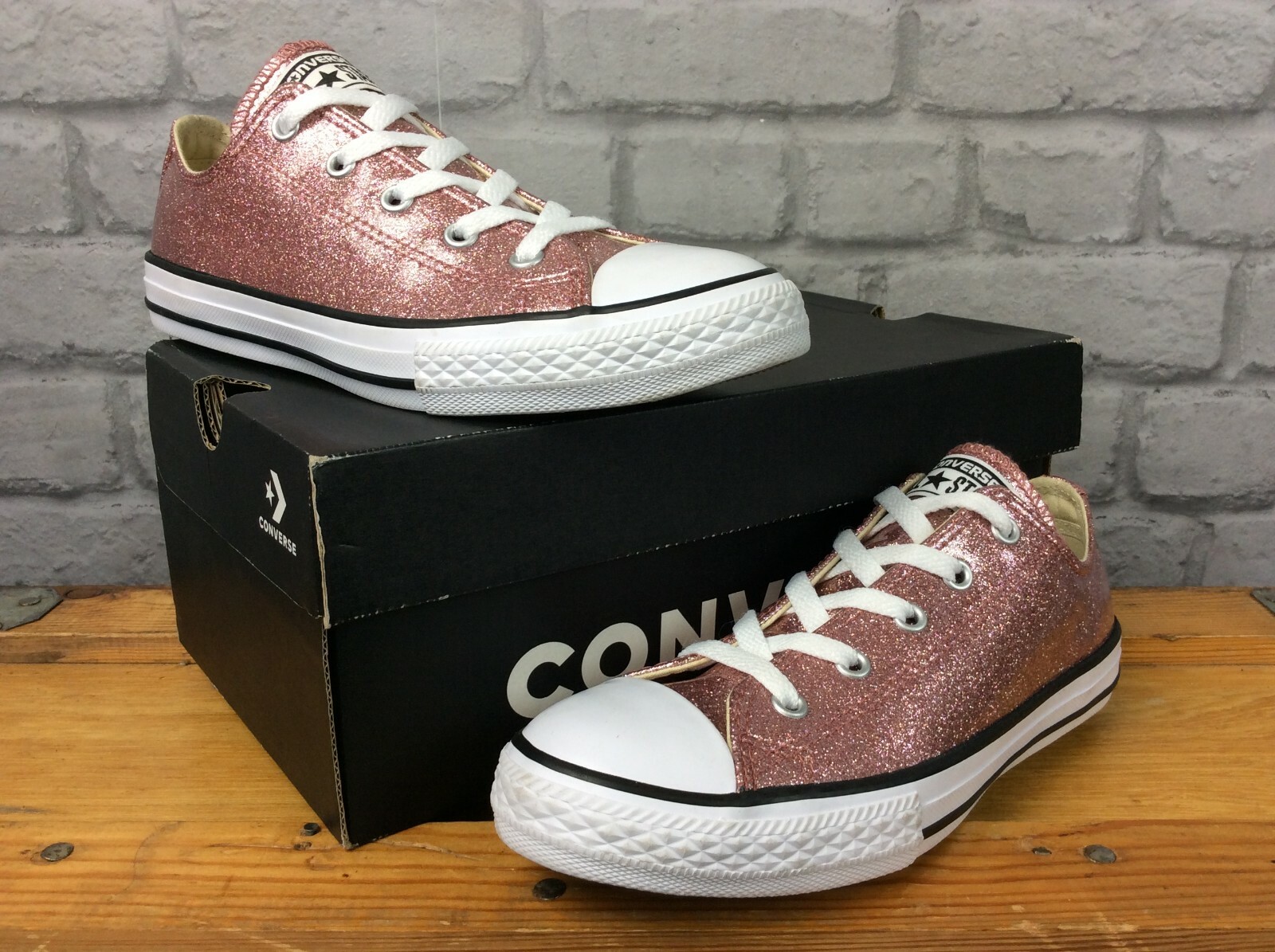 converse glitter trainers uk