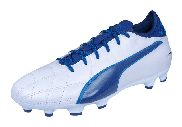 puma football boots blue