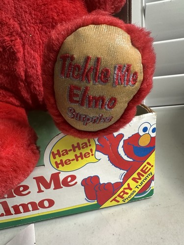 VINTAGE TYCO TICKLE ME ELMO FIGURE PLUSH IN ORIGINAL BOX - Picture 8 of 11
