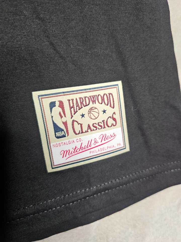 New Mitchell & Ness Patrick Ewing Big Fat Head T-Shirt NY Knicks NWT sz XXL - Image 3 of 4