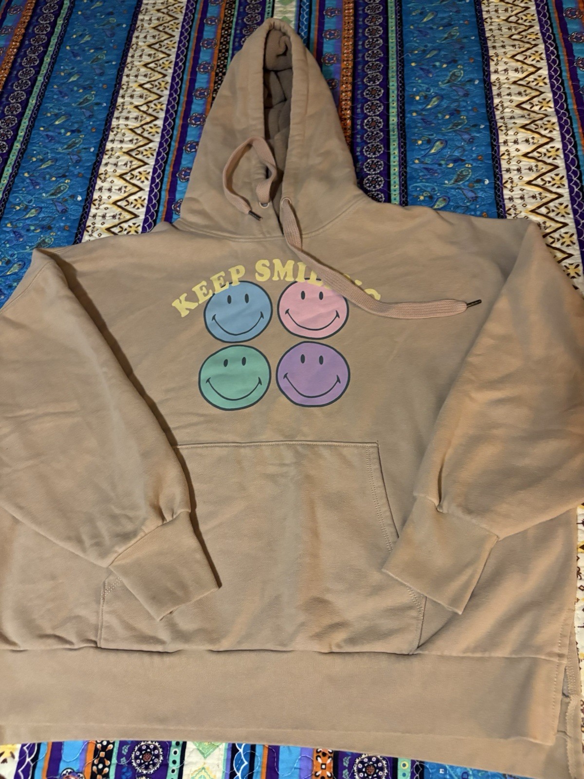 American Eagle Seriously Huggable KEEP SMILING Ho… - image 1