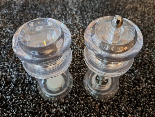 Clear Acrylic Salt Shaker & Pepper Grinder - Lucite Plastic Retro Modern Set, 5" - Picture 5 of 7