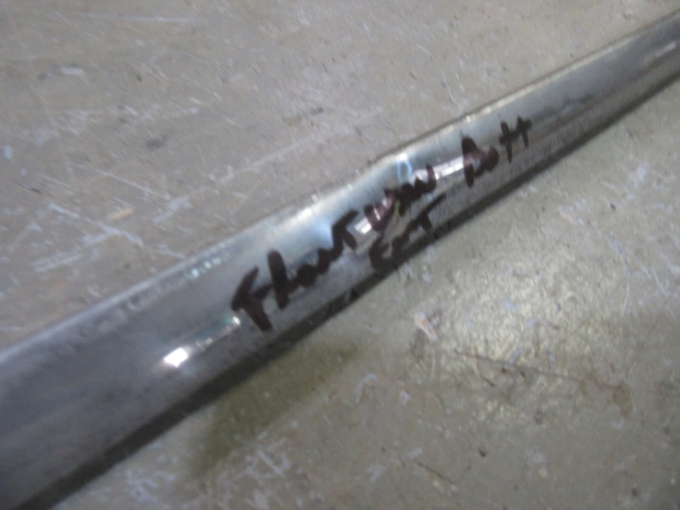 Ford Custom 300 Fairlane 1959 sedán exterior parabrisas inferior moldura Foto 3 de 4