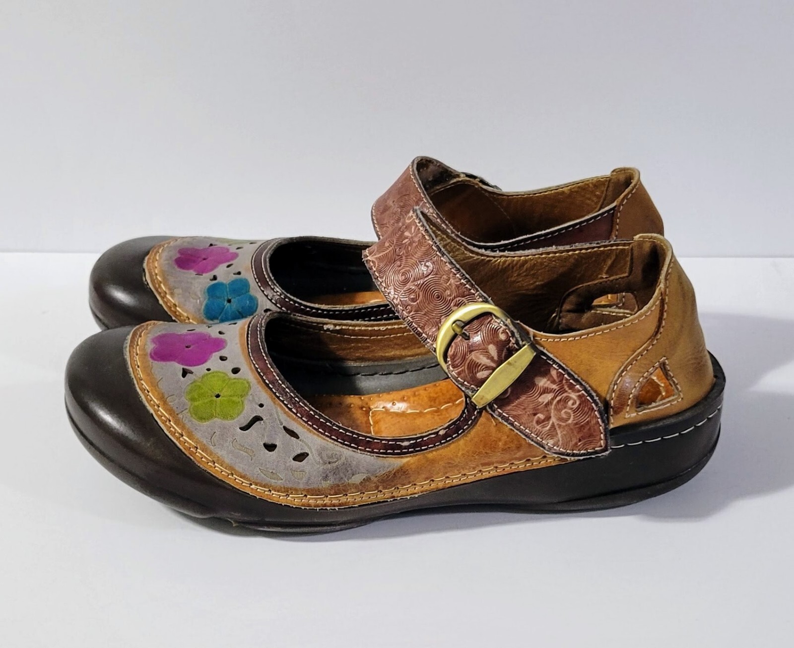 L'Artiste Spring Step Womens Sz 39 Leather Dexter Mary Jane Shoes Flower Cushion