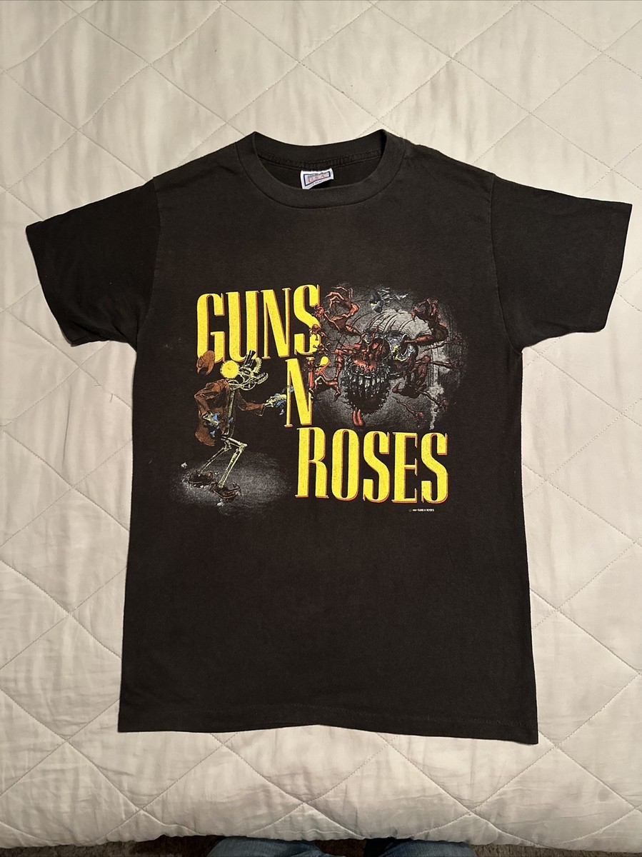 GUNS N ROSES 2000年頃のofficialTシャツ デッドストック GUNS N ROSES 2000年頃のofficialTシャツ デッドストック GUNS N ROSES