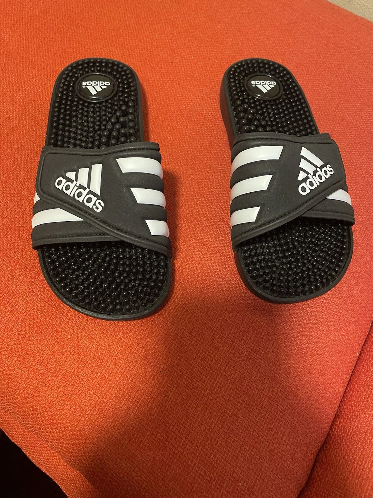 Sandalo unisex Adidas Adissage Slides nero bianco nuovo taglia 4W