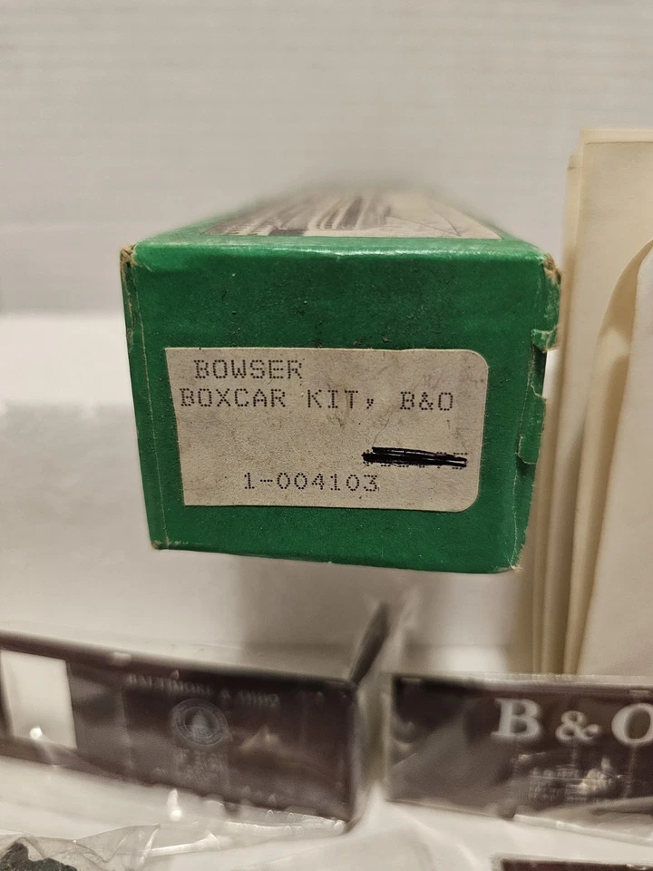 Vintage Bowser  B&O  HO Metal 40' Box Car Kit 1-004103 - Image 2 of 4