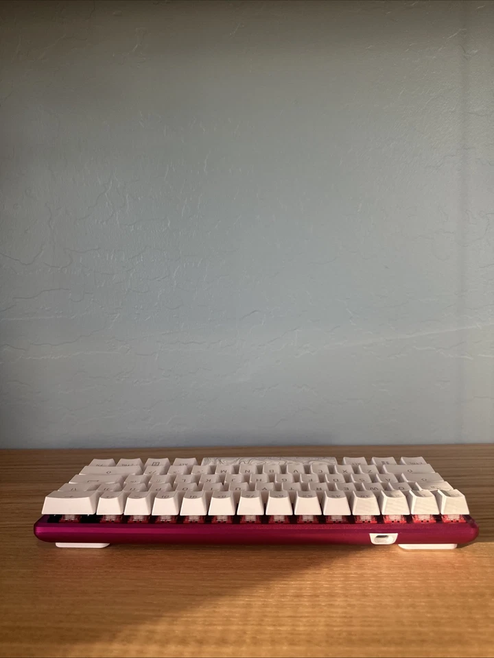 *ОТЛИЧНОЕ СОСТОЯНИЕ ТОВАРА* Клавиатура HyperX Alloy Origins 60 Белое издание - Изображение 4 из 4