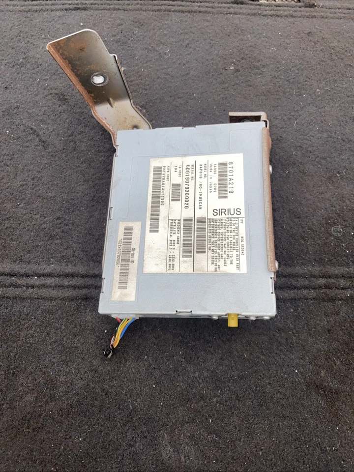 2008-2011 MITSUBISHI LANCER SIRIUS SATELLITE RADIO CONTROL MODULE OEM 8701A219 - Image 2 of 3