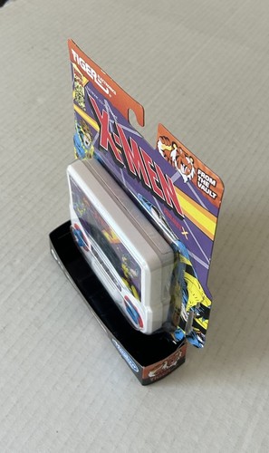 Tiger Electronics Marvel X-MEN Project X Electronic LCD Video Game Cyclops - Picture 20 of 21