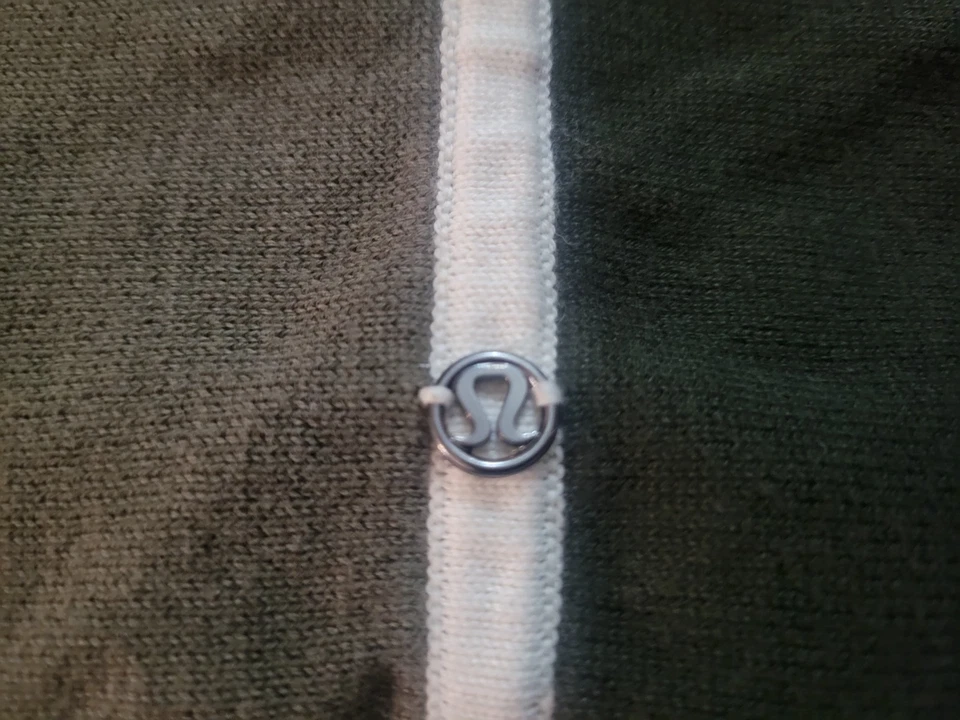 Bufanda envolvente Lululemon Athletica para mujer talla única verde gris a rayas invierno Foto 2 de 4