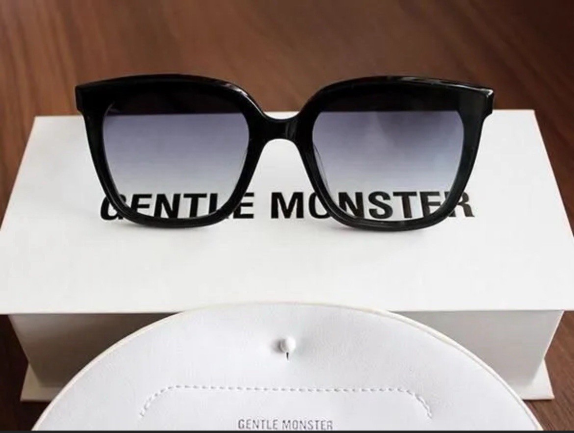 ◆GENTLE MONSTER◆サングラス　BURTY GENTLE MONSTER BURTY Sunglasses Black Frame w/ Case
