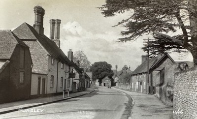 Hursley High Street Dolphin Pub Winchester, Echtfoto Postkarte RPPC Hampshire