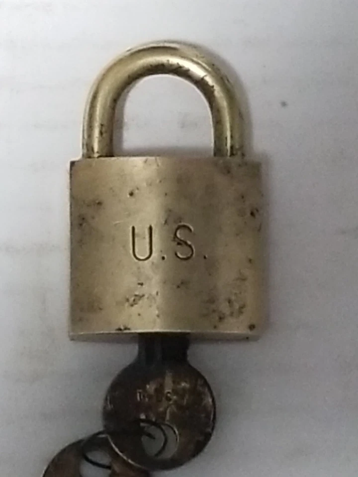 'RARE' PROGRESS Padlock   'Brass"   US Military--Grade  5340-00-582-2741 CLEANED - Image 2 of 4