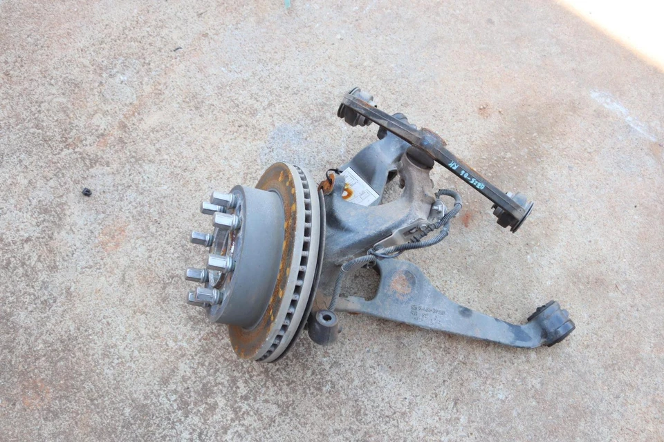 Chevy Silverado 2500 HD 2020-23 4x4 eje delantero derecho buje nudillo completo OEM Foto 2 de 4