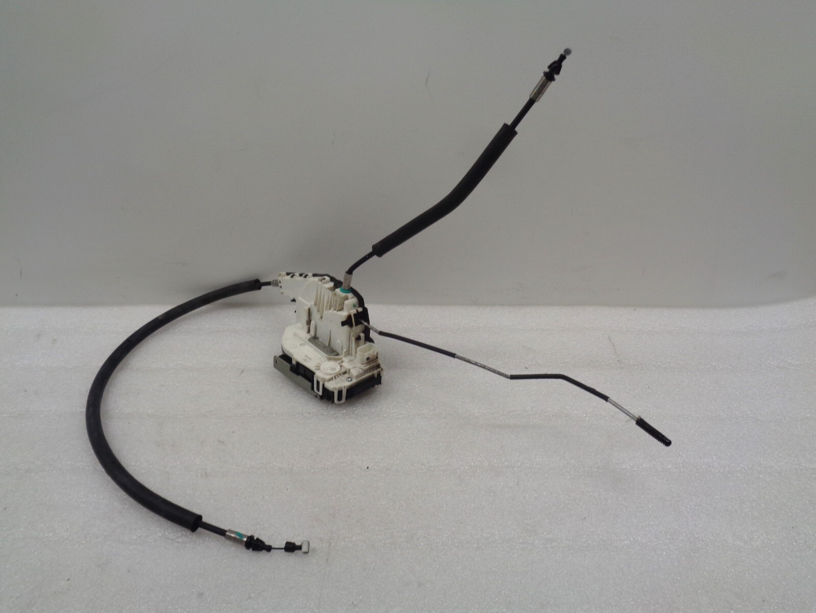 14-17 Maserati Ghibli SRear Right Side Door Lock Latch Actuator OEM AK2308249