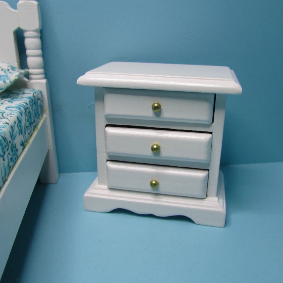 Juego de dormitorio miniatura de madera blanca para casa de muñecas con ropa de cama de tela floral azul 05082 Foto 3 de 4