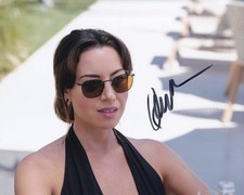 AUBREY PLAZA signed autograph 20x25cm WHITE LOTUS in person autograph COA