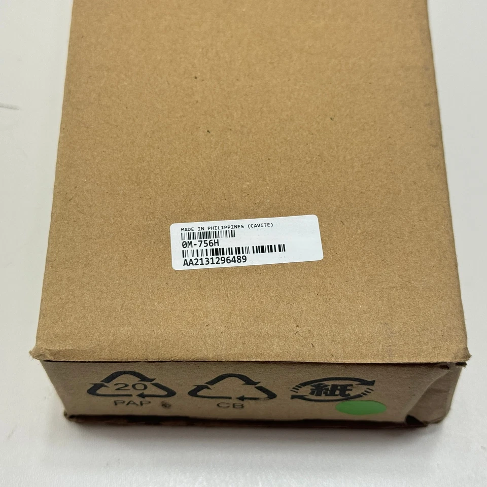 APC 0M-756H Smart-UPS Sliding Rail Kit, 4-Post Rack Bracket, Silver - Image 2 of 4