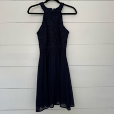 Lulu’s Women’s Small Navy Crochet Dress