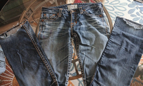 Big Star liv Low Rise Fit Women Blue Jeans distressed  Size 30 XL Denim