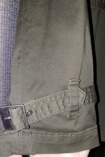 Neu ohne Etikett Coldwater Creek klassischer kurzer Trenchcoat Jacke Gr. 12 Armee/olivgrün - Bild 7 von 8