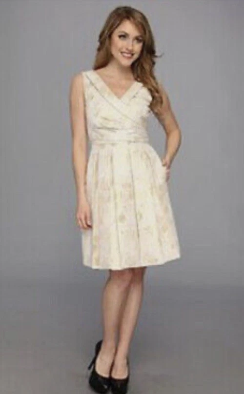 Vestido de cóctel Tahari Samantha Champagne dorado crema metálico línea A talla 4 pliegues Foto 3 de 4