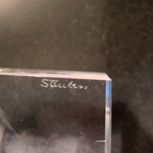 Steuben Glass Golf Prism 3D Paperweight 1984 Bernard X Wolff (Tiny Inclusion) - Picture 10 of 15
