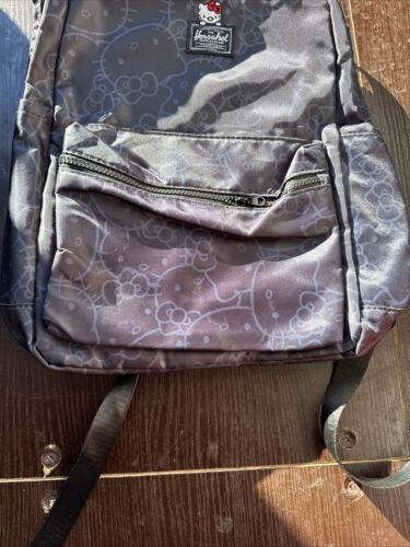 Mochila Herschel Supply Co. Hello Kitty Mini Nova Bolso Negro Limitado - Imagen 3 de 12