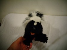 FOLKMANIS SKUNK HAND PUPPET PLUSH