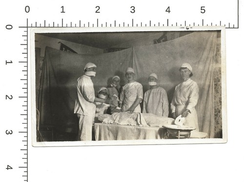 Estudiantes de medicina de la Primera Guerra Mundial realizan cirugía simulada-SATC/ROTC?-Médicos-Enfermera-c1917-20 - Imagen 4 de 6