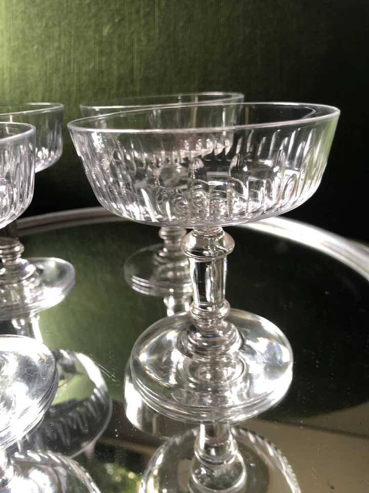 Lot de 4 Coupes a champagne en cristal Ancien - Photo 2/4