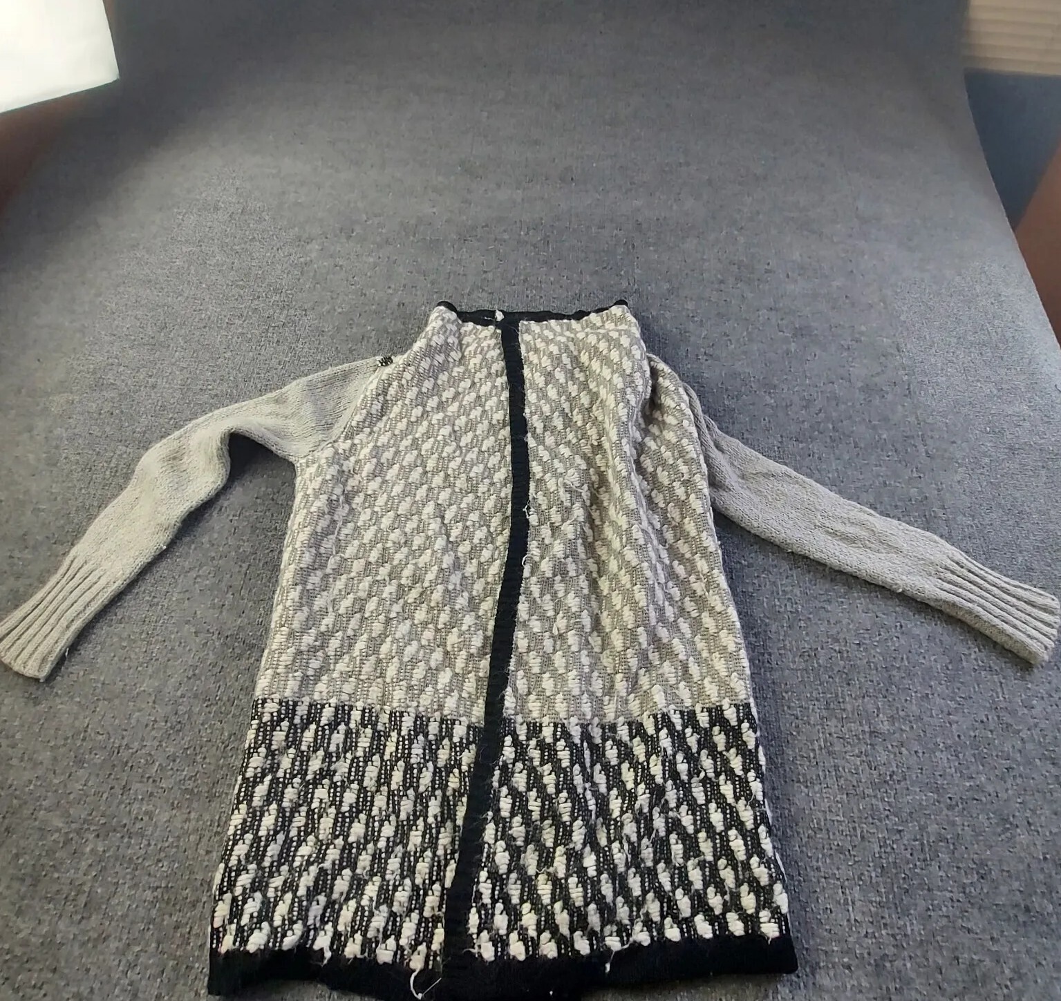 Picture 1 of 6