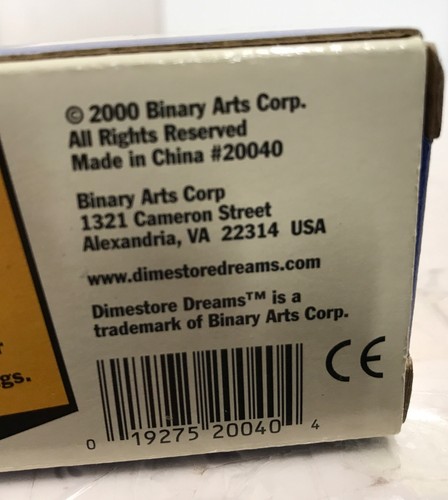 Auto berlina Dimestore Dreams 2000 scala 1:43 nuova in scatola sigillata - Foto 3 di 4