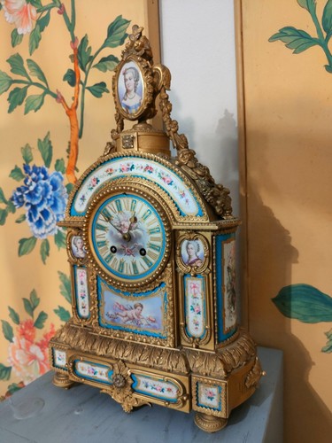 Bellissimo Orologio in Bronzo Dorato E Porcellana di Sevres, Epoca: XIX Secolo - Foto 2 di 9