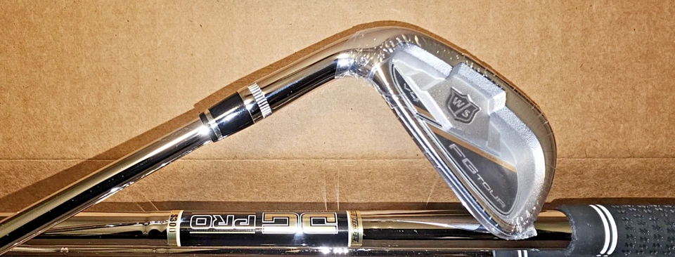 BRAND NEW WILSON FG TOUR V4 IRONS 3-PW, GW RH–DG PRO S300 W/S CROSSLINE BLK - Image 4 of 4