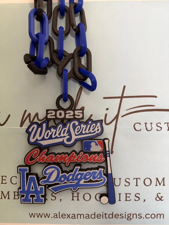 "Cadena bombo de 42"" de largo de los campeones de la Serie Mundial de los Dodgers de Los Ángeles 2025" Foto 3 de 4