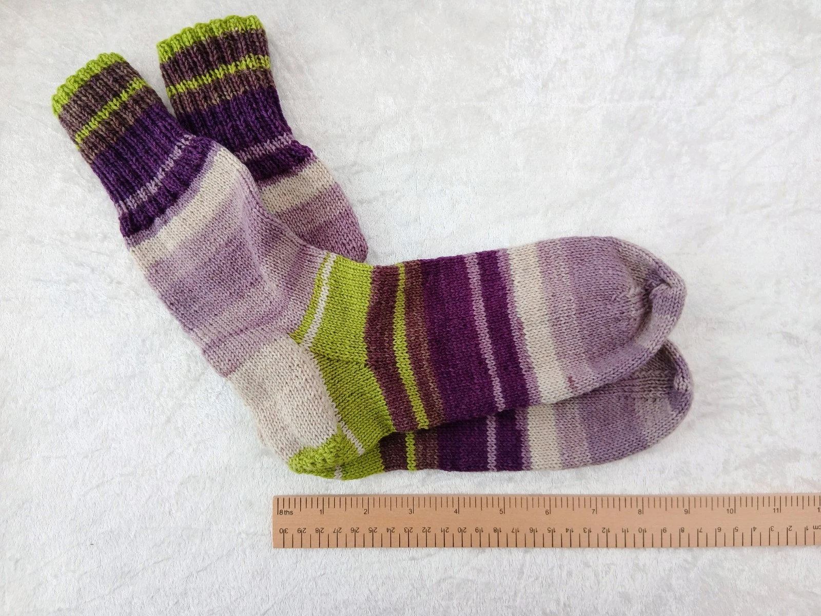Hand-knitted Adult Socks, Size 6/7, 75% Wool/25% Polyamide, Machine Washable