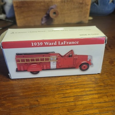 1939 Ward LaFrance Fire Truck Readers Digest Die Cast still in box