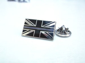 THIN BLUE LINE UK UNION JACK POLICE MOURNING BAND LAPEL PIN TIE BADGE KEY FOB