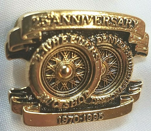 25 ANIVERSARIO 2 RUEDAS M/C TIENDA DENVER STURGIS DAYTONA 1970-1995 PIN DE SOLAPA - Imagen 3 de 7