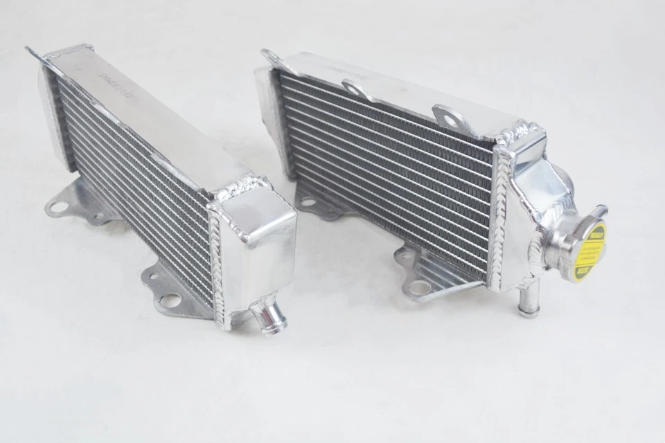 Radiador de aluminio para Yamaha 2014-2018 YZ250F/2014-2017 YZ450F/2016-2019 YZ250FX Foto 3 de 4