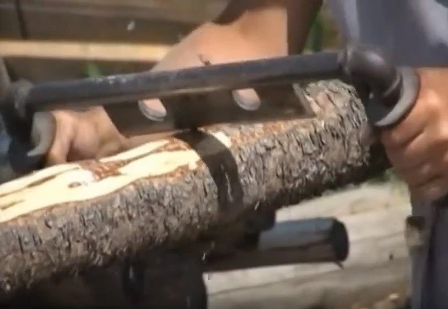  Sillas de comedor tapizadas LOG muebles de comedor rústicos Amish asientos acolchados Foto 4 de 4