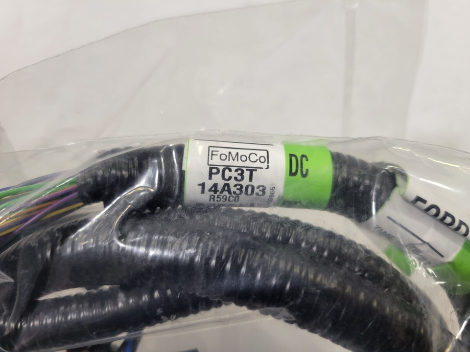 NEW OEM Ford PC3T-14A303 Upfitter Wiring Harness Ford Super Duty | eBay
